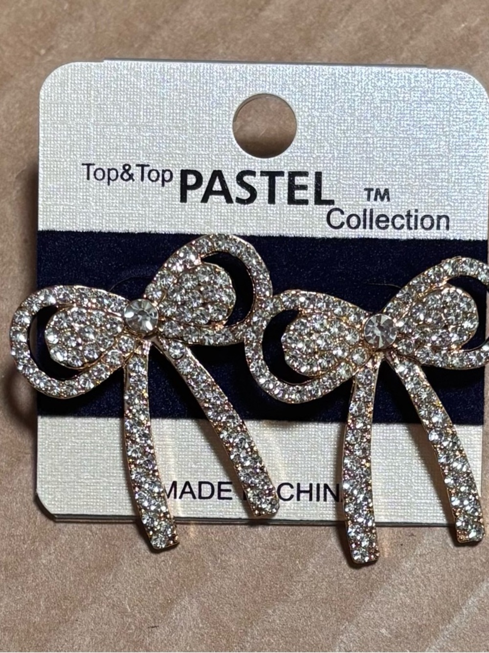 Top&Top Pastel Collection Crystal Bow Earrings - Champagne